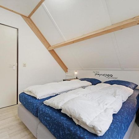 Holiday Home Mosselbank: Seaside Retreat with Private Garden Ouddorp Exterior photo